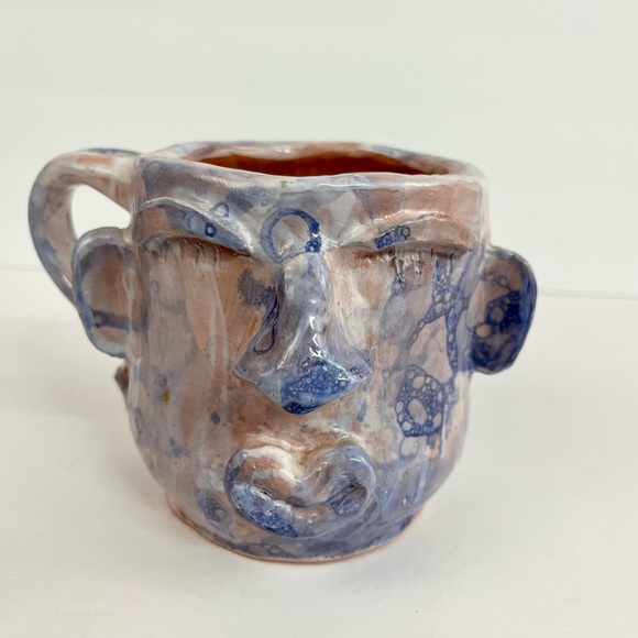 Studio Art Pottery Face Mug Fish Lips Artist Signed Purple White Cream Decor - Picture 13 of 13